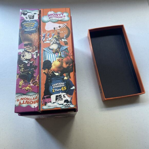 Complete Monty Python's Flying Circus Collector's Edition 21 DVD Set - Picture 11 of 16